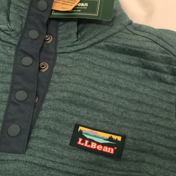 L.L Bean pull over - Picture 2 of 3